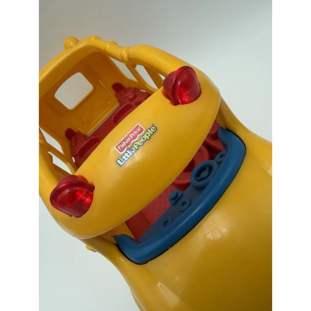 2005 FISHER PRICE LITTLE PEOPLE LIL' MOVERS SCHOOL BUS LIGHT SOUND MUSIC TESTED